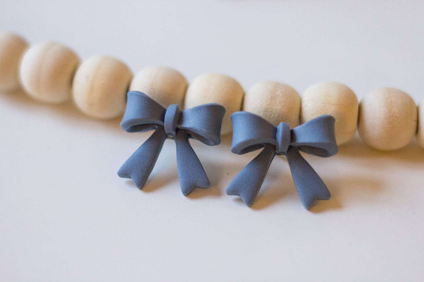 Bows Studs